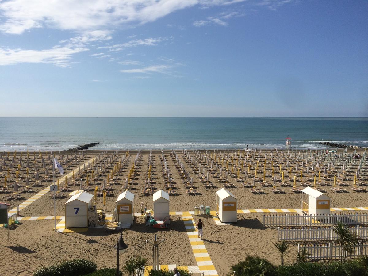 Hotel Tritone Caorle Exteriér fotografie