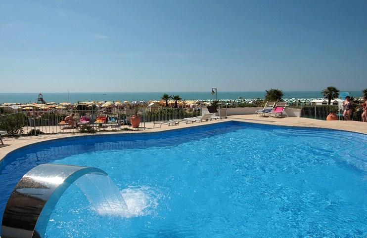 Hotel Tritone Caorle Exteriér fotografie